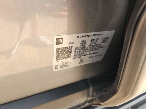 Used 2025 Chevrolet Tahoe LT w/ Comfort Package RWD image 35