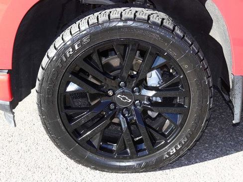 Used 2020 Chevrolet Silverado 1500 RST w/ Rally Edition image 17