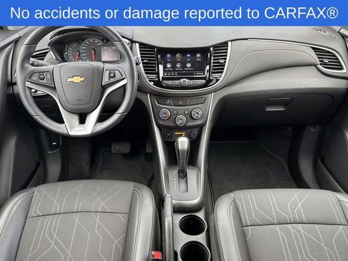 Certified 2022 Chevrolet Trax LT w/ Driver Confidence Package image 16