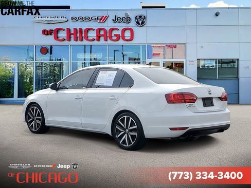 Used 2013 Volkswagen Jetta GLI Autobahn FWD image 3