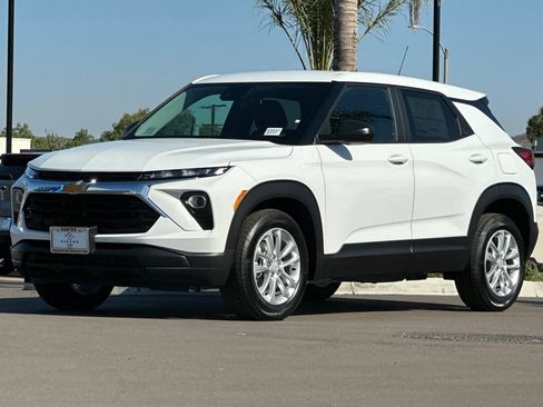 New 2026 Chevrolet TrailBlazer LS w/ LS Convenience Package FWD image 8