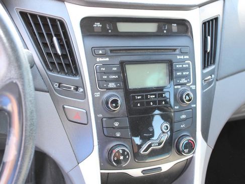 Used 2011 Hyundai Sonata GLS FWD image 15