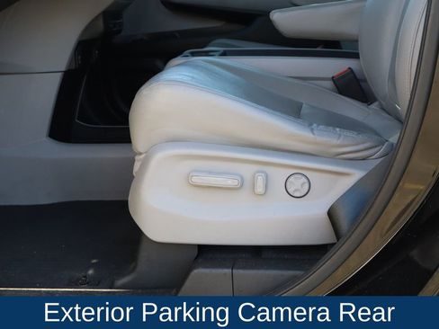 Used 2018 Honda Odyssey Elite image 12