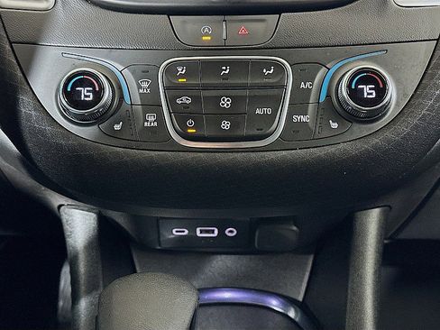 Used 2023 Chevrolet Malibu LT image 16