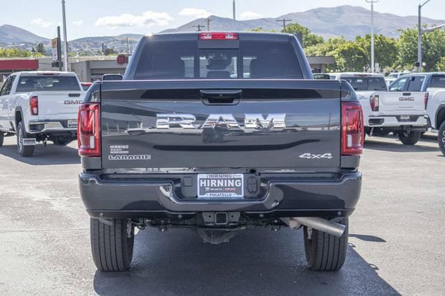 Used 2026 RAM 2500 Laramie AWD/4WD image 4
