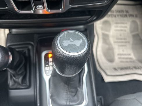 Used 2021 Jeep Wrangler Unlimited Sport AWD/4WD image 22