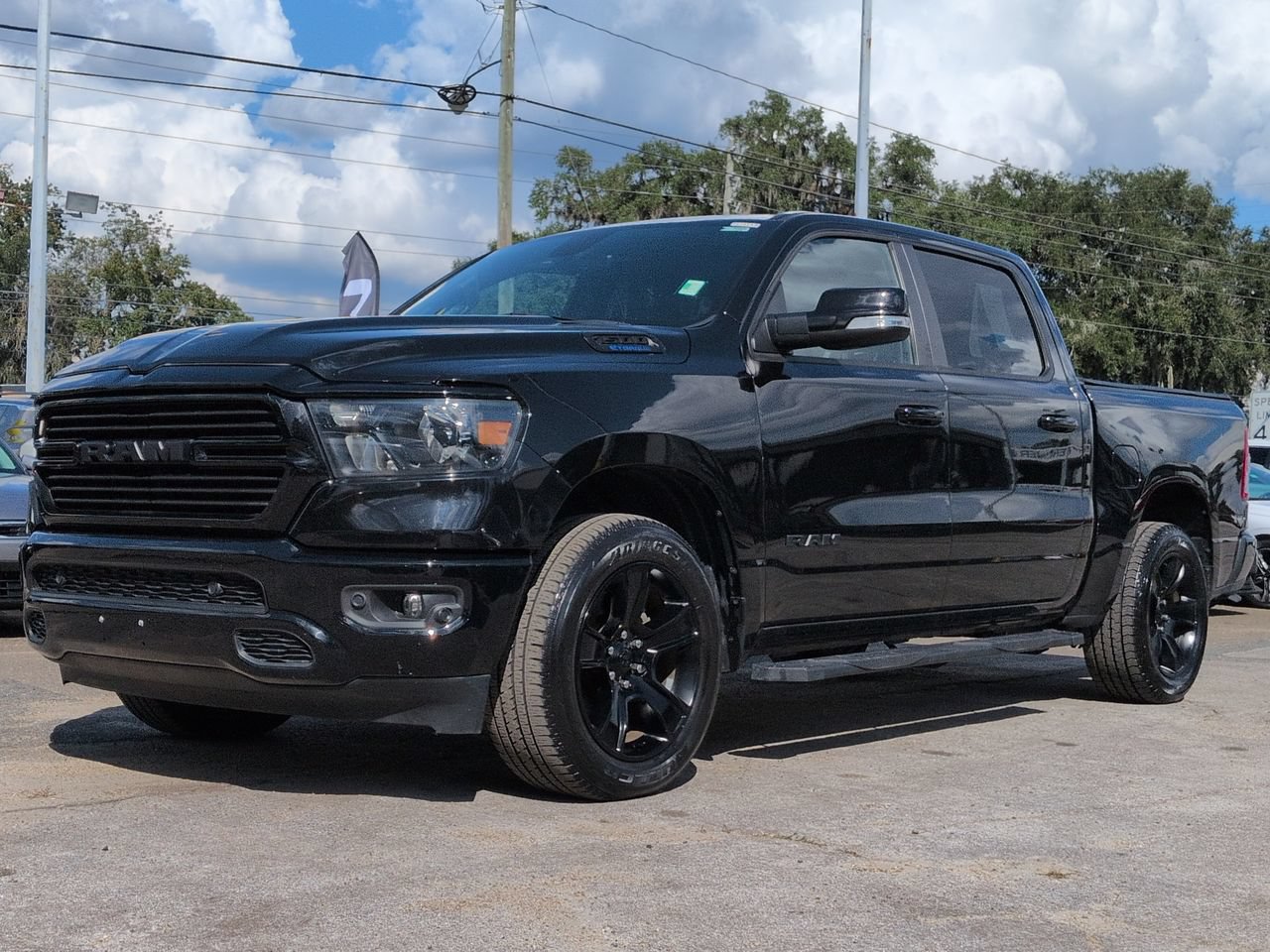 Used 2021 RAM 1500 Big Horn AWD/4WD image 2