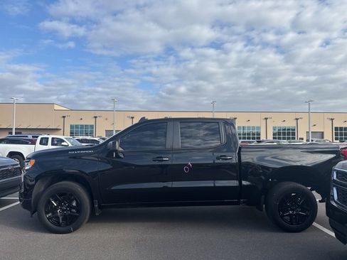 Used 2024 Chevrolet Silverado 1500 RST image 4