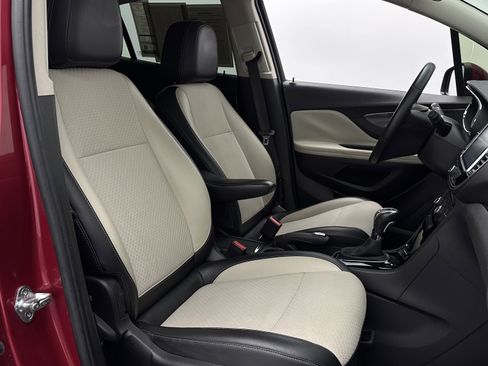Used 2019 Buick Encore Preferred w/ Safety Package FWD image 36