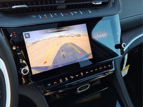 New 2026 Jeep Grand Cherokee Laredo image 20