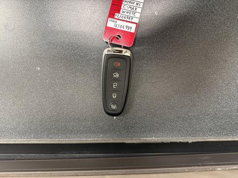 Used 2015 Ford C-MAX Energi SEL w/ Equipment Group 302A image 18