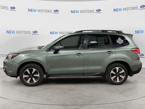 Used 2018 Subaru Forester 2.5i Limited AWD/4WD image 2