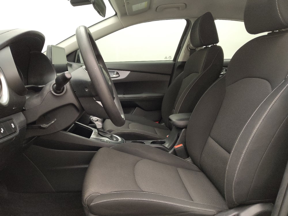 Used 2022 Kia Forte LXS w/ LXS Technology Package FWD image 17
