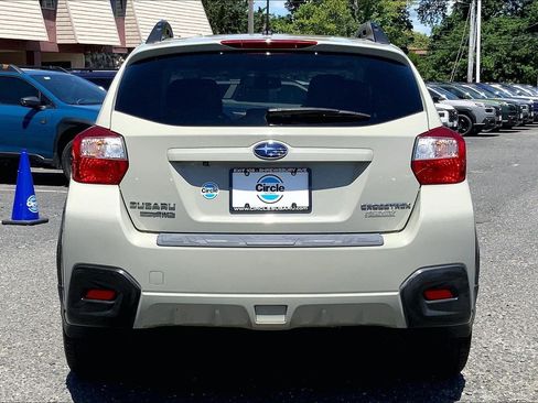 Used 2016 Subaru Crosstrek 2.0i Premium w/ Moonroof Package AWD/4WD image 4