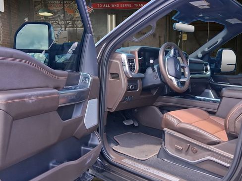 Used 2025 Ford F250 King Ranch w/ Chrome Package AWD/4WD image 14
