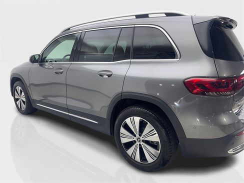 Used 2023 Mercedes-Benz EQB 300 4MATIC image 14