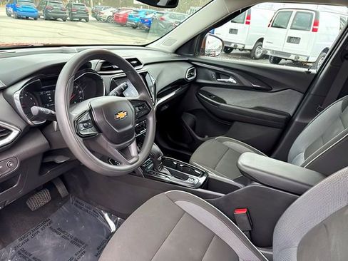 Used 2023 Chevrolet TrailBlazer LT w/ Convenience Package image 15