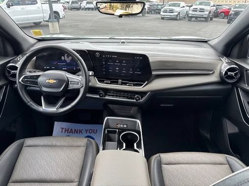 Used 2025 Chevrolet Equinox LT w/ Convenience Package II AWD/4WD image 13