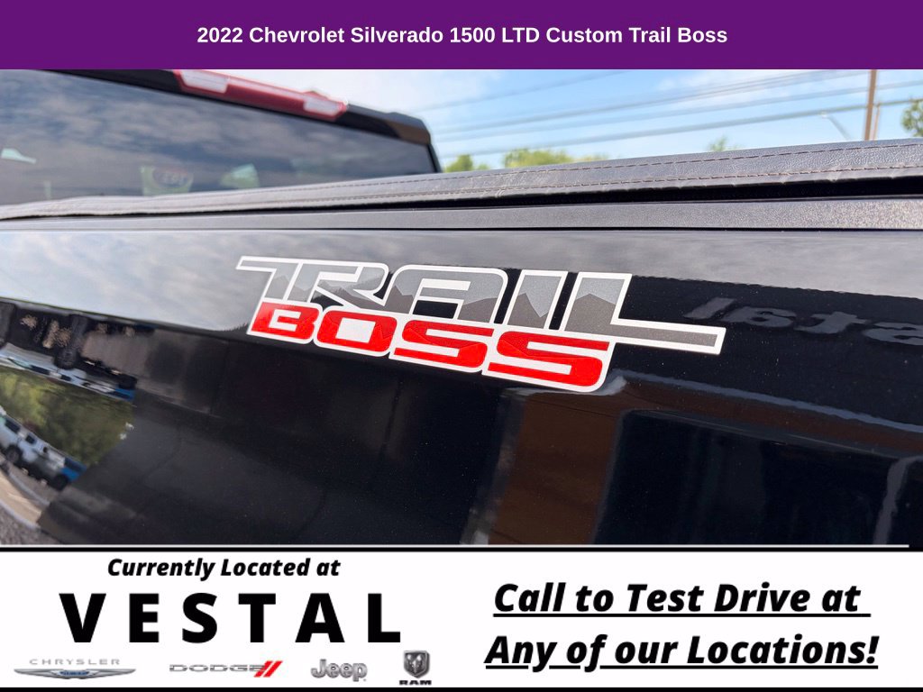 Used 2022 Chevrolet Silverado 1500 Custom Trail Boss w/ LPO, Dark Essentials Package AWD/4WD image 11