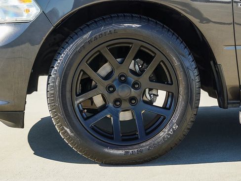 Used 2019 RAM 1500 Express image 9