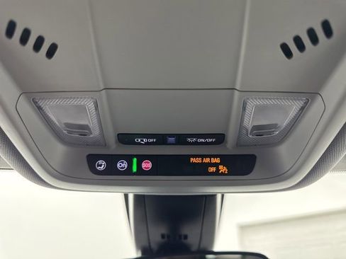 Used 2025 Chevrolet Blazer LT image 20