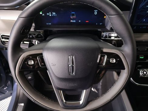 New 2026 Lincoln Corsair Premiere FWD image 3
