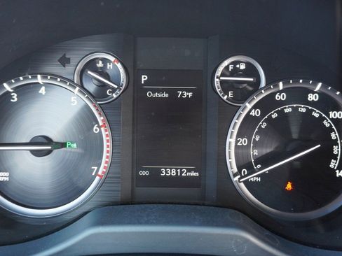 Certified 2022 Lexus GX 460 Premium w/ Accessory Package image 13