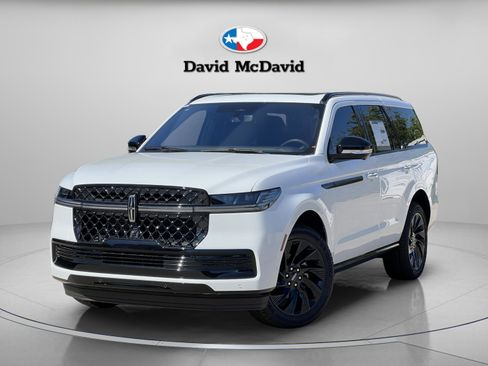 New 2025 Lincoln Navigator Reserve w/ Jet Appearance Package image 1