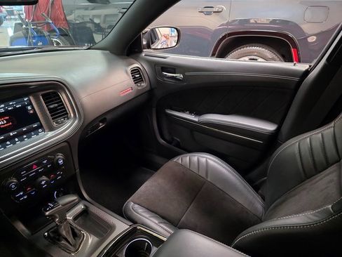 Used 2023 Dodge Charger SRT Hellcat w/ Harman/Kardon Audio Group image 36