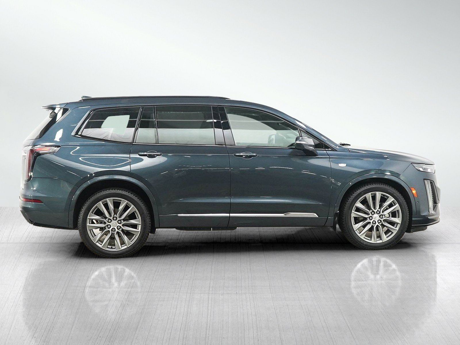 Used 2020 Cadillac XT6 Premium Luxury FWD image 6