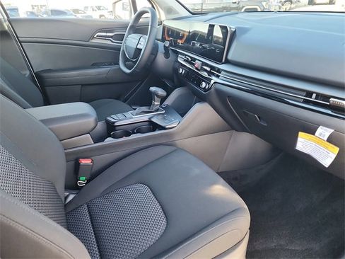 New 2026 Kia Sportage LX w/ LX Convenience Package image 16