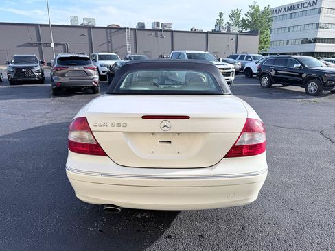Used 2006 Mercedes-Benz CLK 350 Cabriolet w/ Premium Pkg image 4