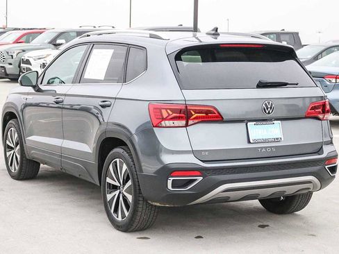 Used 2022 Volkswagen Taos SE image 8