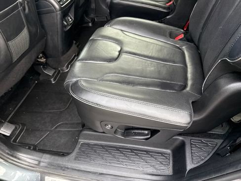 Used 2021 Hyundai Palisade Limited w/ Cargo Package AWD/4WD image 17