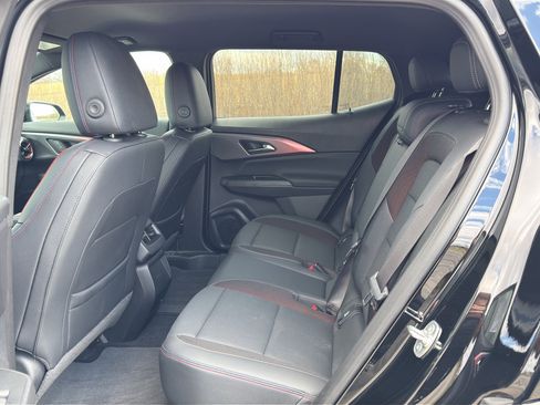 Used 2024 Chevrolet Equinox EV RS FWD image 33