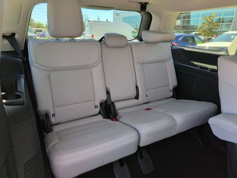 New 2026 Ford Expedition Platinum w/ Driver's Package image 17