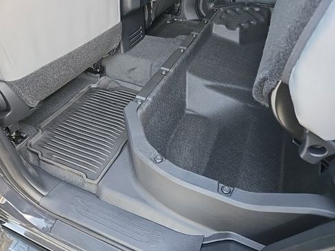 Used 2025 Toyota Tacoma SR5 image 95