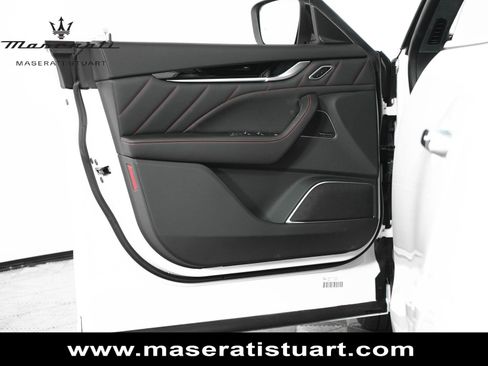 New 2024 Maserati Levante GT Ultima image 22