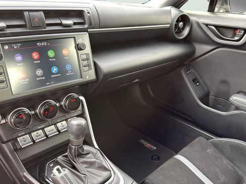 Used 2023 Toyota GR86 Premium image 20