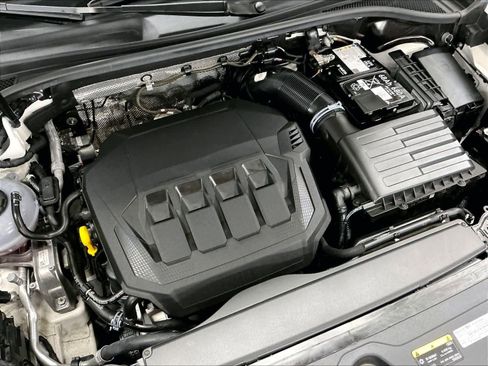 Certified 2025 Audi Q3 2.0T Premium w/ Convenience Package image 34