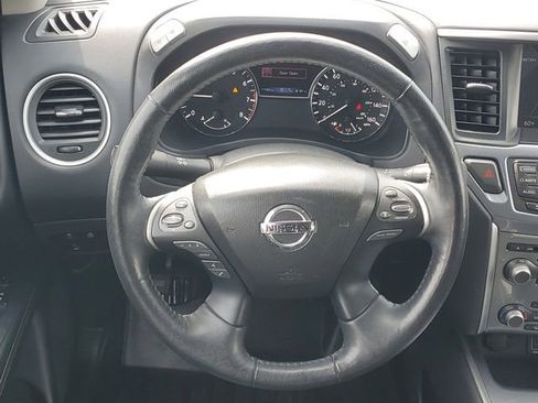 Used 2020 Nissan Pathfinder SL AWD/4WD image 15