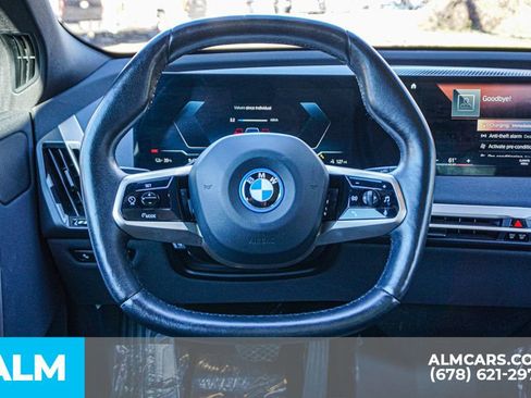 Used 2023 BMW iX xDrive50 image 27