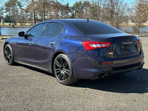 Used 2018 Maserati Ghibli S image 3