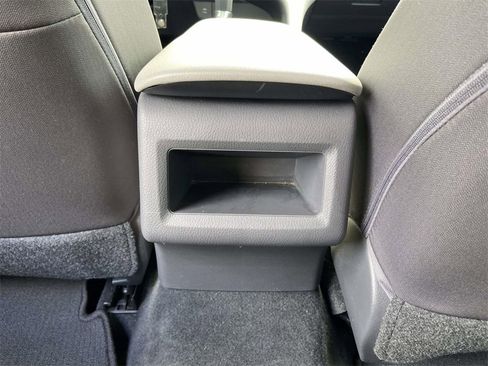 Used 2019 Toyota Camry LE image 17