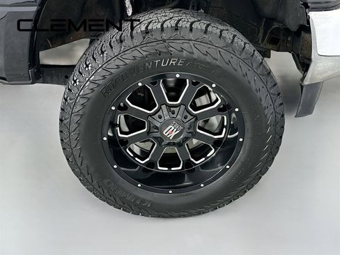 Used 2017 Ford F250 XLT w/ XLT Premium Package AWD/4WD image 35