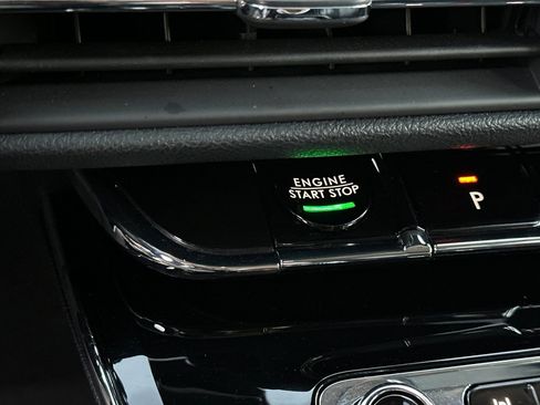 Used 2023 Lincoln Corsair FWD w/ Equipment Group 101A image 22