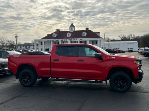 Used 2019 Chevrolet Silverado 1500 Custom Trail Boss image 4