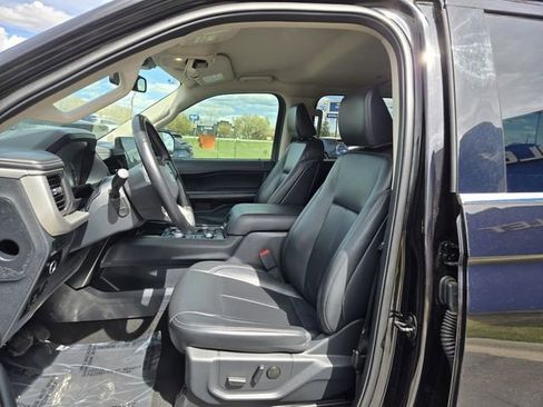 Used 2024 Ford Expedition Max XLT AWD/4WD image 9