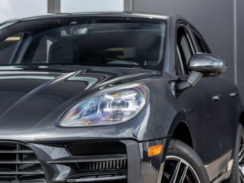 Used 2021 Porsche Macan S image 16