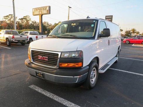 Used 2024 GMC Savana 2500 w/ Driver Convenience Package RWD image 3